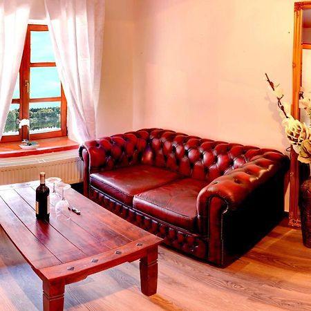 Stirinska Stodola U Prahy Hotel Kamenice Buitenkant foto