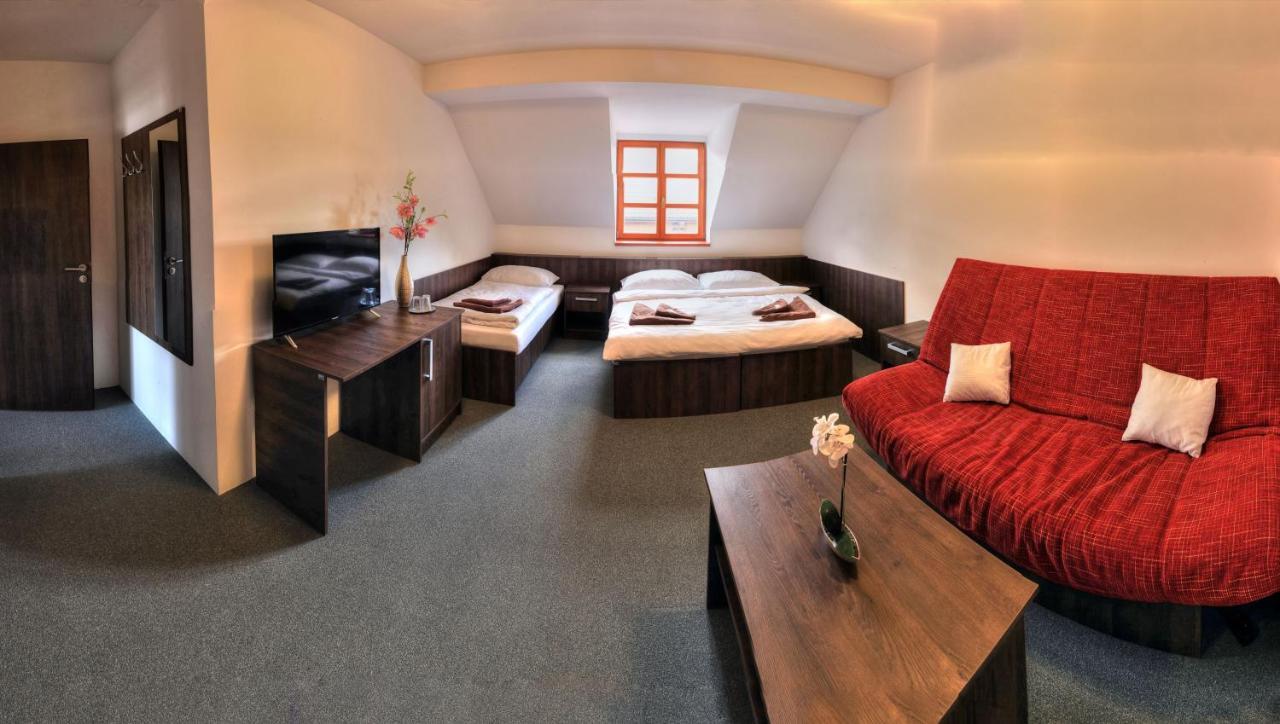 Stirinska Stodola U Prahy Hotel Kamenice Buitenkant foto