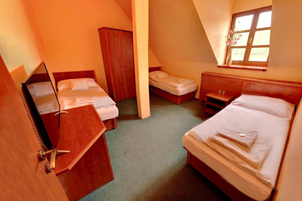 Stirinska Stodola U Prahy Hotel Kamenice Buitenkant foto